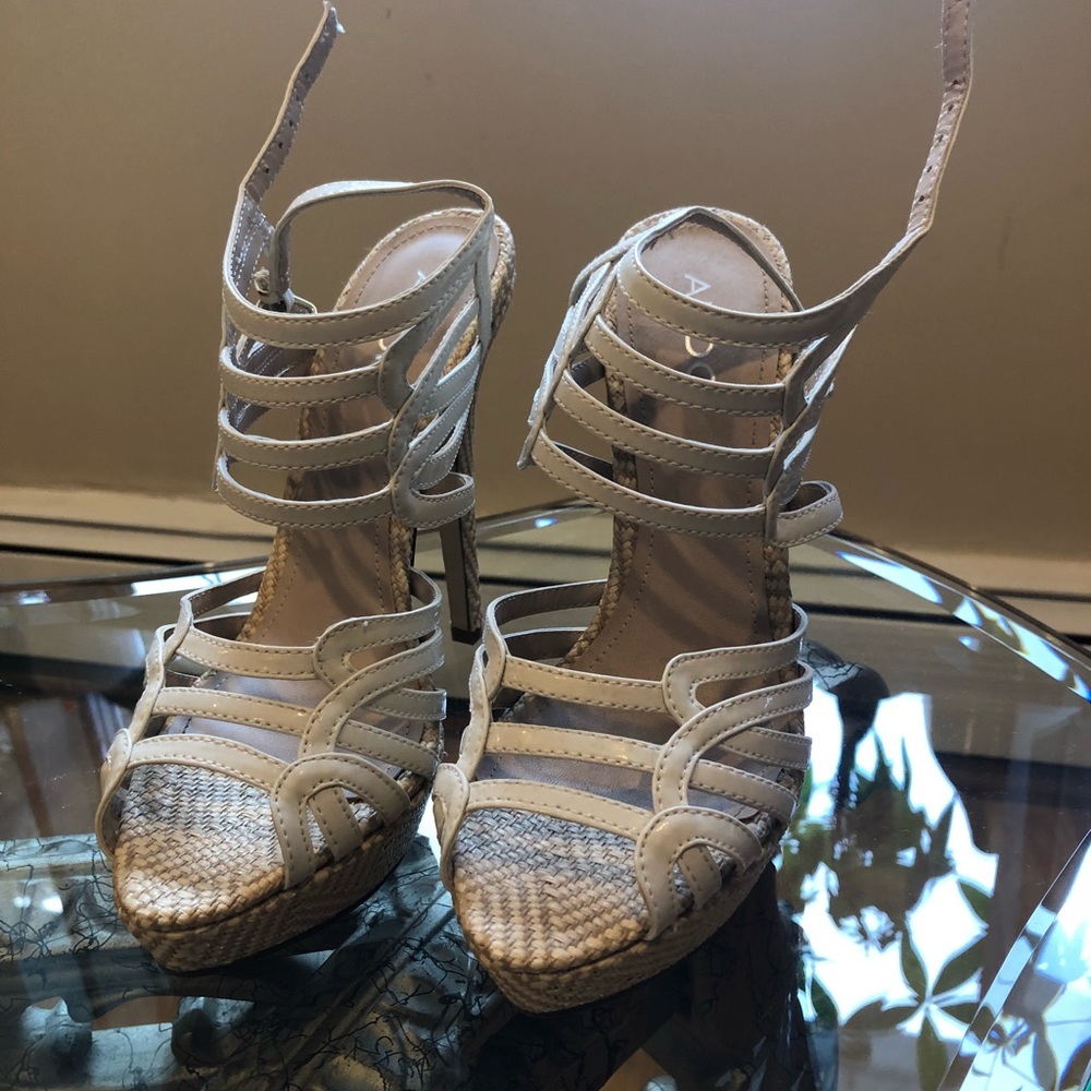 Aldo Sandals